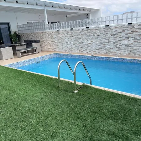 Mike Apartman Playa Blanca